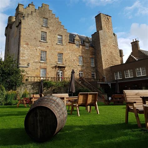 Dornoch Castle Hotel - Scottish Whisky Bars