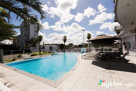 Crown Promenade Perth - Lobby at the Crown Promenade Perth | Oyster.com ...