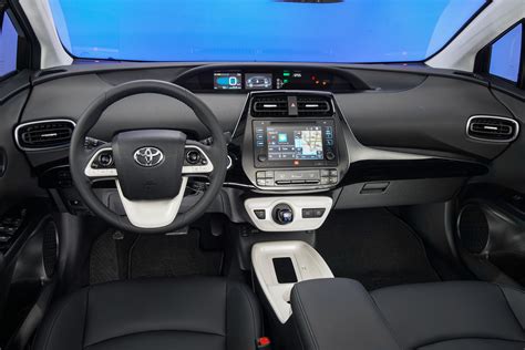 2016 Toyota Prius Interior - MilesPerHr