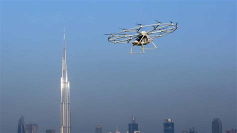 Dubai just took a flying taxi drone for its first test flight – VICE News