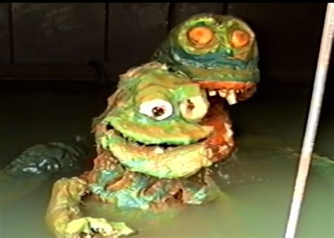 Animatronic Bunyip, Murray Bridge Australia, 1990s(?) : r/oddlyterrifying