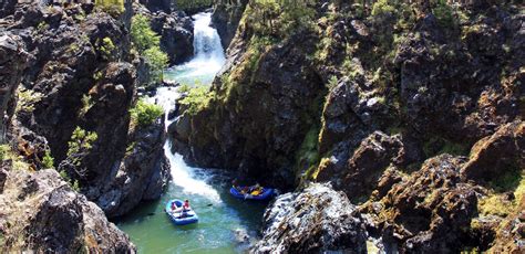 Rogue River Rafting | Momentum River Expeditions