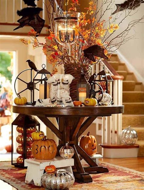 28 Welcoming fall-inspired entryway decorating ideas | Halloween home decor, Halloween entryway ...