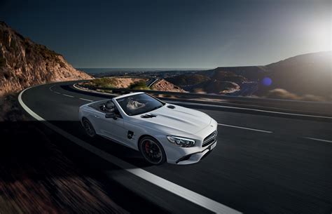 6 Road Trip Features on Mercedes-Benz Convertibles | Mercedes-Benz ...