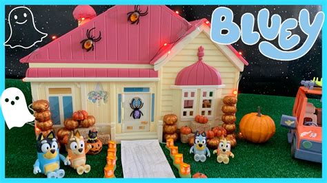 BLUEY DOLL HOUSE for Halloween! 🎃 Disney Junior | Pretend Play with ...