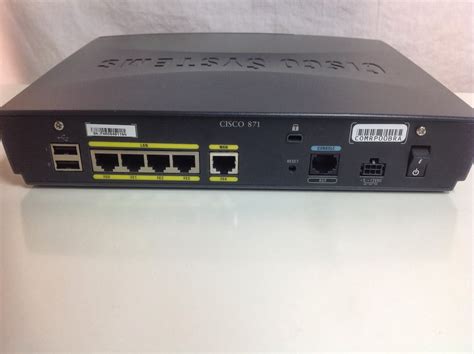 Network Advisor: Cisco 871 - rearview