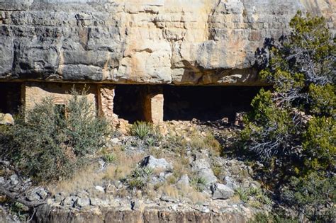 Living With the Sinagua: The Walnut Canyon Cliff Dwellings