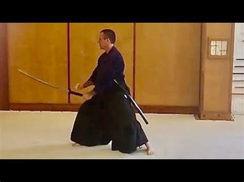 FAST Sword kata demonstration Iaijutsu Katori Shinto Ryu - YouTube