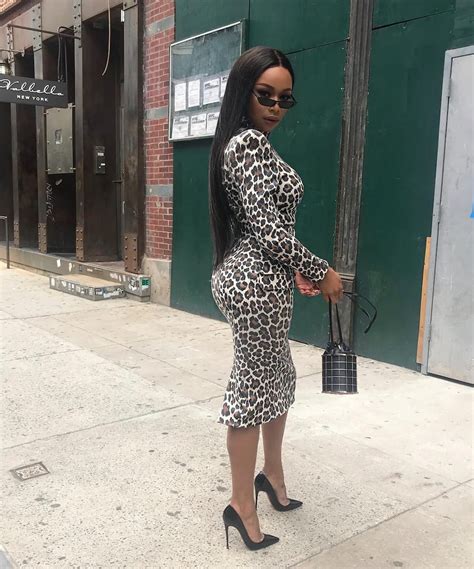 Bonang Matheba dresses: 15 best dress pictures and looks - Briefly.co.za