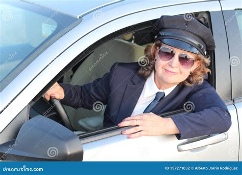 Professional Female Chauffeur Wearing Formal Uniform Stock Photo - Image of limo, driver: 157271032