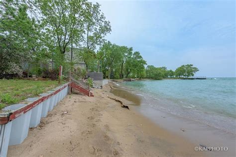 Home With Rare Private Beach Lists In South Shore For $504,900 - South Shore - Chicago - DNAinfo