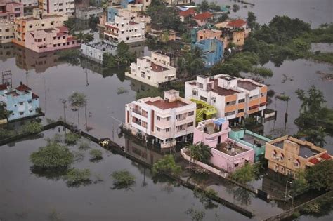 Photos from flood-ravaged Chennai show city still underwater - World - CBC News