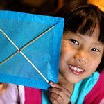 Blue Kite Making IMG_4015 | Kite making at Alynn Guerra's Re… | Flickr - Photo Sharing!