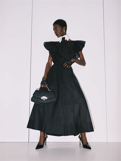 Karl Lagerfeld Pre-Fall 2023 Fashion Show | The Impression