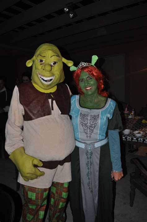 Halloween Costume - Shrek and Fiona Costumes | Shrek and fiona costume, Shrek costume, Shrek