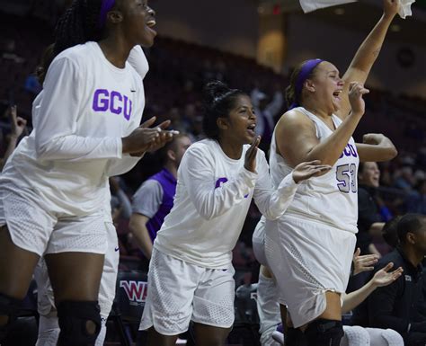 Slideshow: Women defeat Utah Valley in WAC Tournament - GCU Today