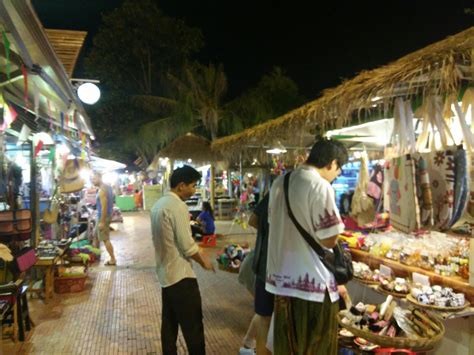 Night markets of Siem reap -a picture gallery | Mildly Indian