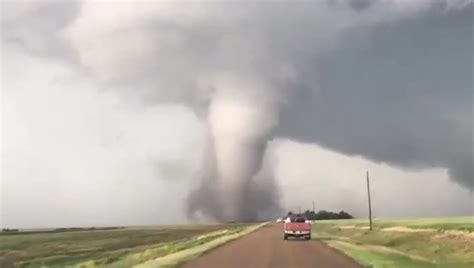 Why did this Kansas tornado last for 90 minutes? - National | Globalnews.ca