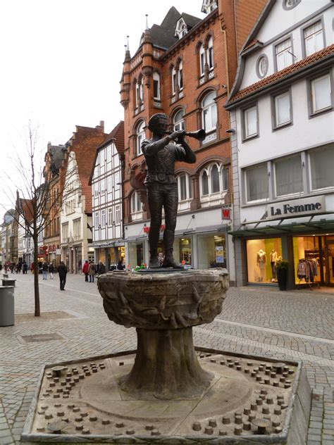 The Pied Piper of Hamelin, Germany - An Incurable Case of Wanderlust