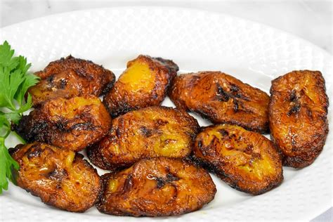 Fried Sweet Plantains - Cook2eatwell