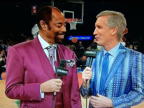 Clyde Frazier birthday: Knicks' Mike Breen wore a gaudy suit - Sports Illustrated