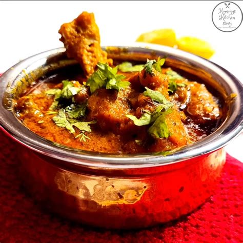 Chicken Curry Restaurant style | Chicken Masala-mommyskitchenstory