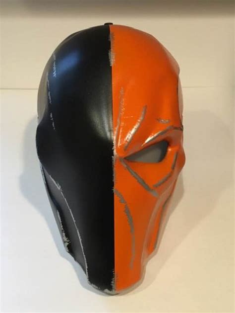 Deathstroke Helmet Mask and Backplate Comes Painted Costume - Etsy