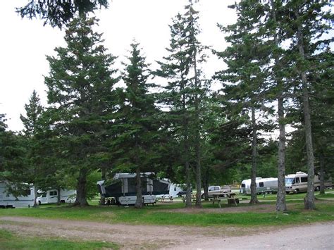 Campsites | Baddeck Cabot Trail Campground