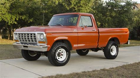 Groovy 1978 Ford F-150 Rocks Us with Its Wagon Wheels | Ford-trucks