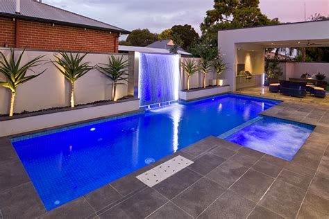 Swimming Pools Water Features With The Wow Factor - Freedom Pools