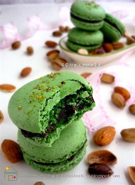 Citra's Home Diary: Pistachio Macarons recipe, Step by Step and Tips