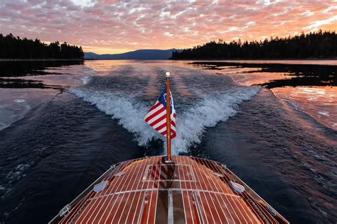 Classic Tours - Lake Tahoe Classic Boats