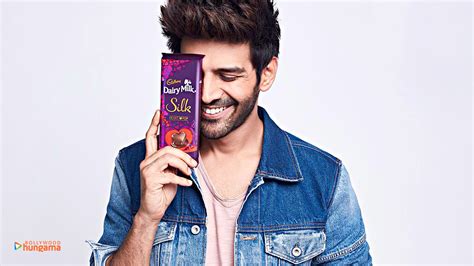 Kartik Aaryan Wallpapers | kartik-aaryan-80 - Bollywood Hungama