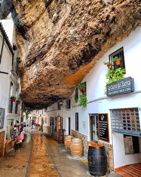 Setenil De Las Bodegas, Cadiz , Andalucía 🇪🇸🇪🇸🇪🇸🇪🇸🇪🇸 😍😍😍 ️💛💛💛 Hermosa Foto Por @blan_kiss . El ...