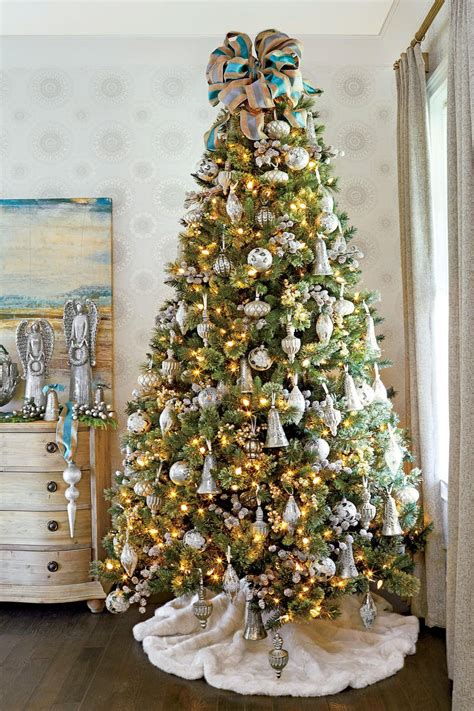 30 Best Decorated Christmas Trees 2017