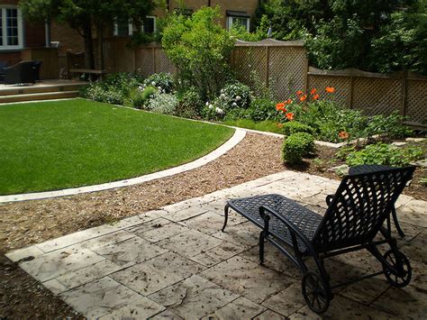 Garden design ideas for small backyards | Hawk Haven