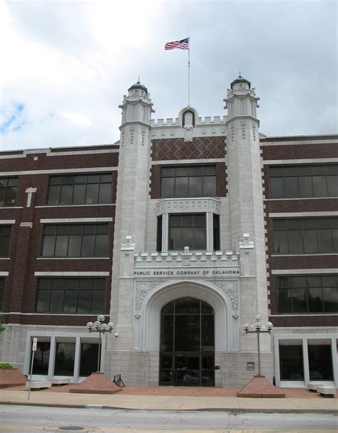 Old Tulsa Central High School Tulsa OK | Built 1917; enlarge… | Flickr