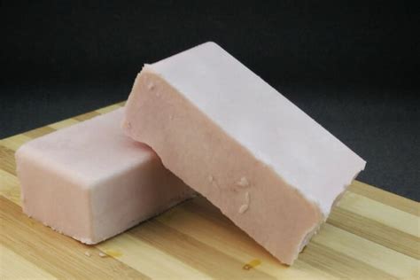 Lye Soap: Is it worth the risk to make your own? | All Natural Ideas