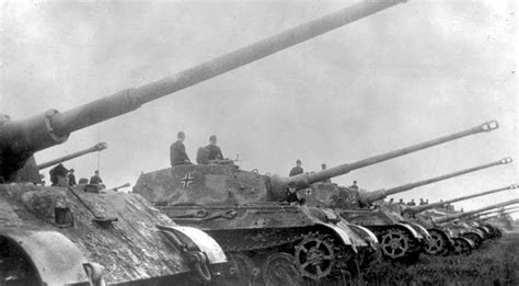 Powerhouse King Tiger - This Gigantic Tank's Vicious 88mm Gun Massacred ...