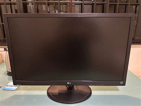 LG 27 inch monitor with delivery, Computers & Tech, Parts & Accessories ...