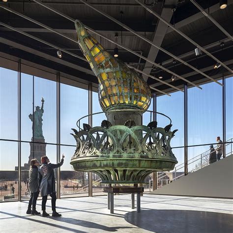 FXCollaborative-Designed Statue of Liberty Museum Opens | Voyage new york, New york visite ...