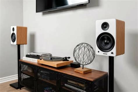 Best Powered Speakers for Turntable Enthusiasts - Sound Matters