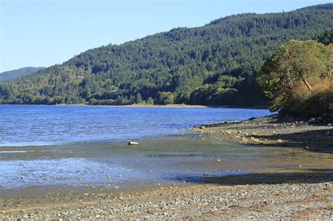 Nanoose Bay Beach, Vancouver Island, BC | Gohiking.ca