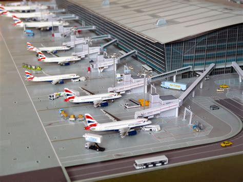 No Point Airport - LHR (Heathrow) | Model building kits, Airport design ...