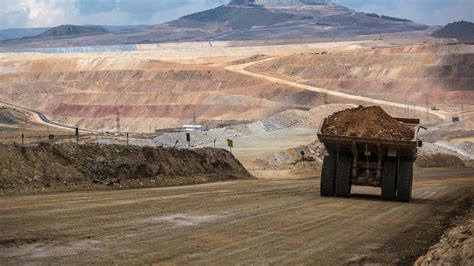 Barrick Gold launches bid to acquire Newmont in all-stock mining deal