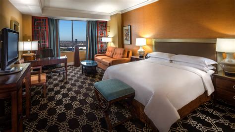 Hilton Anatole, Dallas, Texas, USA - Hotel Review | Condé Nast Traveler