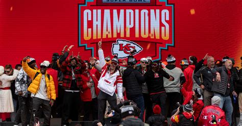 Best Moments From Kansas City Chiefs’ Super Bowl LVII Parade - Sports ...