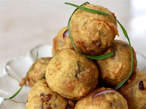 Aloo Chop Nepal Style (Potato Croquette) आलु चप - junifoods