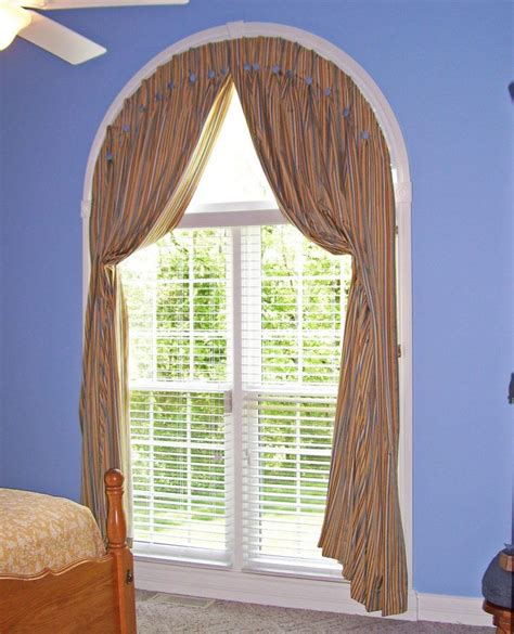 Arch Window Shade With Blind Combined Blue Painted Wall As Well As Blind Arch Al… | Curtains for ...