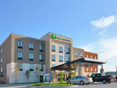 Hotels near OKC Airport | Holiday Inn Express & Suites Oklahoma City Mid - Arpt Area